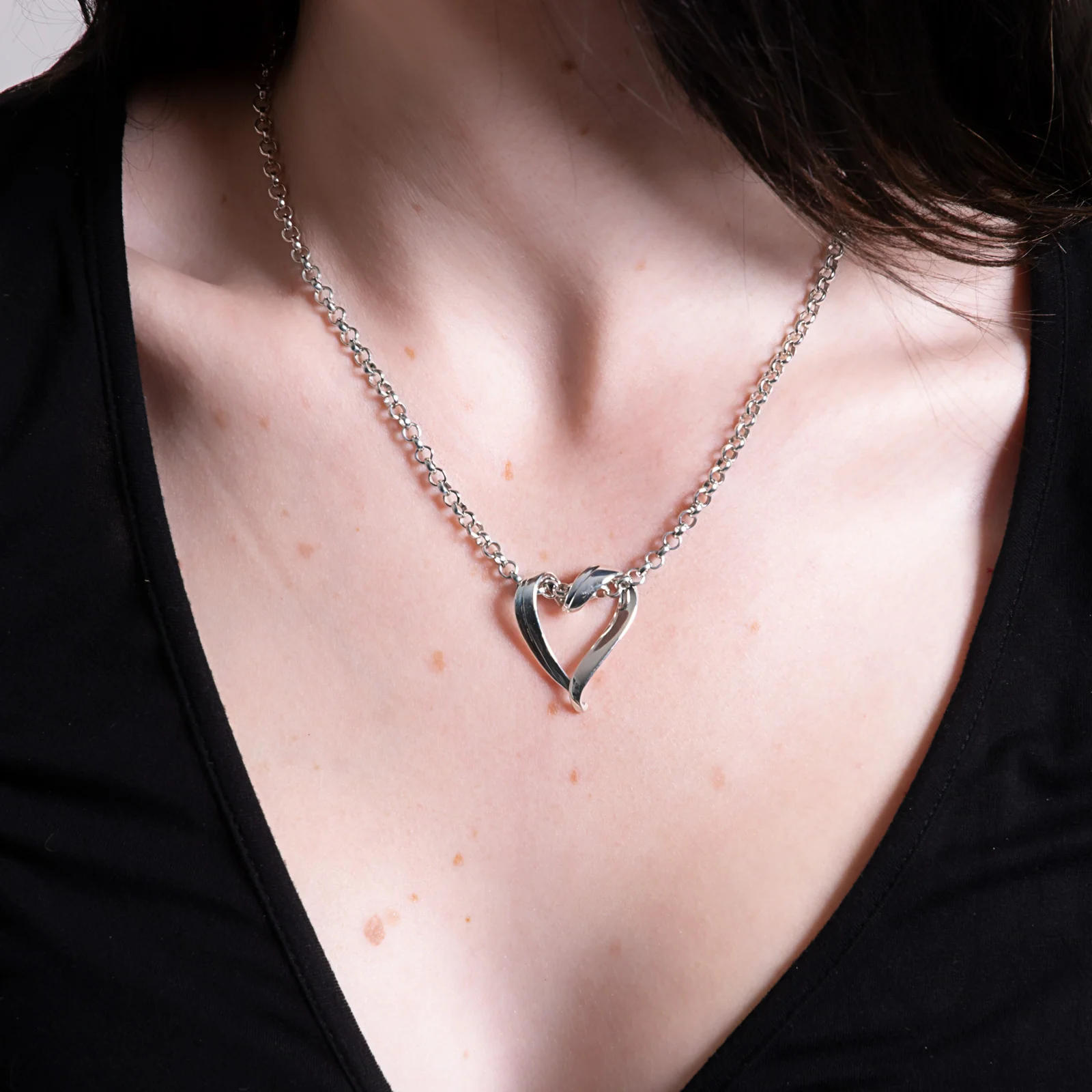 Locking Sterling Silver Chain Necklace with Sliding Heart Pendant - Image 6